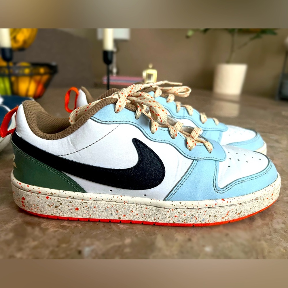 Nike courts